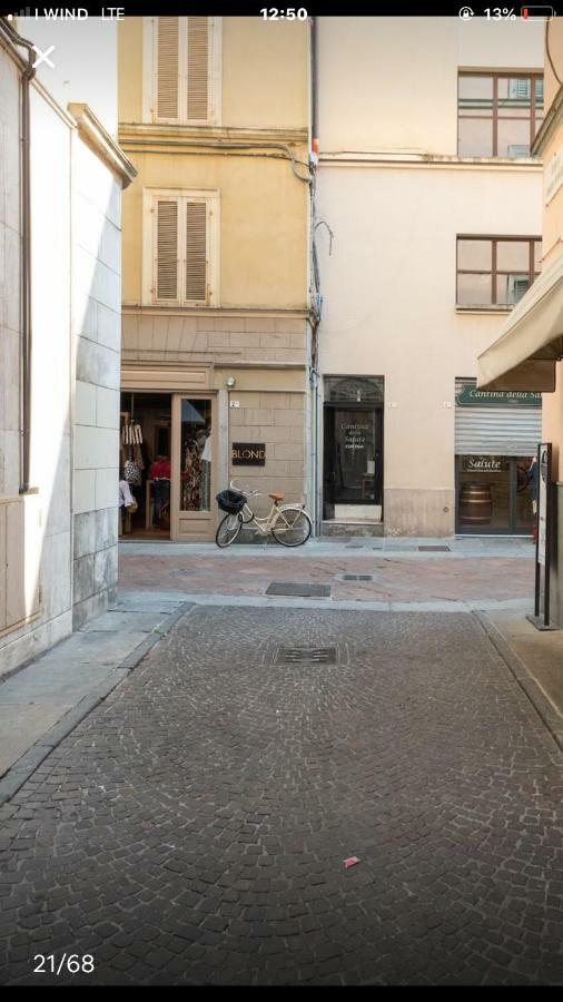 Il Tenore D'Oro Centralissimo Leilighet Parma Eksteriør bilde